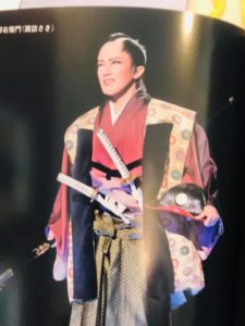 宝塚歌劇雪組新人公演 諏訪さきに注目 本役 彩風咲奈さんに挑戦